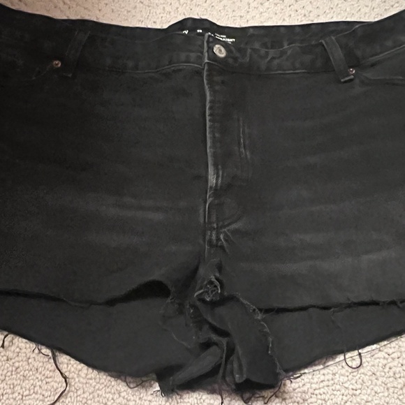 NWT: old navy High Waisted Button-Fly . Straight Black Non-Stretch Cut-Off Jeans - Picture 7 of 10